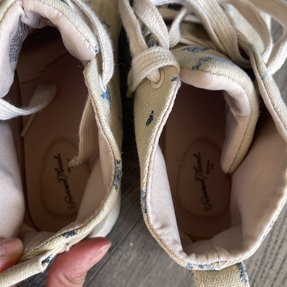 Universal Thread High top - Picture 5 of 8